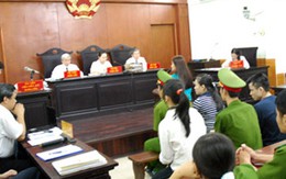 Ông chủ vũ trường New Century hầu tòa