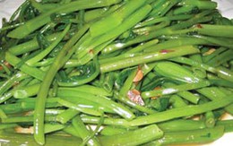 Rau xào tốt hơn rau luộc