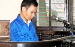 Hãm hiếp bé 12 tuổi, lĩnh 12 năm tù