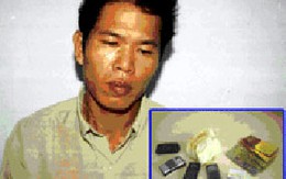 Tẩm khăn dầu gió bịt miệng, cướp vàng