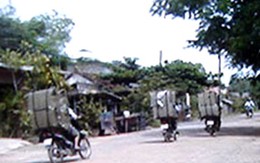 Một nhà báo bị băng nhóm cửu vạn truy sát 