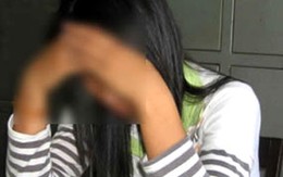 "Yêu" xong, bán ngay bạn gái vào "tổ quỷ"