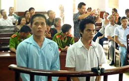 Đi chơi vũ trường, bị đâm chết