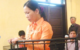 12 năm tù cho người vợ tưới axít vào mặt chồng