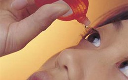 Có thể mù mắt vì tự nhỏ thuốc