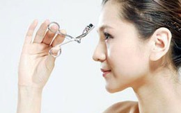 Để hàng mi cong quyến rũ