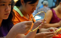 Giá vàng quay đầu đi xuống