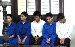 5 "anh hùng thôn" mai phục đánh chết người