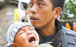 Mẹ mang con ruột đi gán nợ vì nghiện cờ bạc 