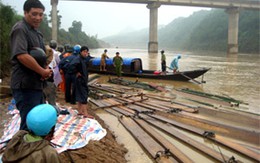 Lâm tặc cướp gỗ không thành