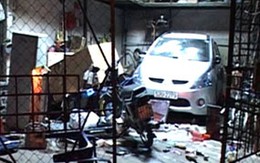 Rửa xe không sạch, bị đập nát tiệm