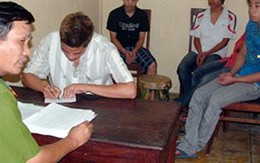 Rượt đuổi "ma tốc độ" trên phố
