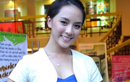 Á hậu Thiên Lý đẹp dịu dàng và thanh thoát
