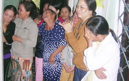 Nước mắt người thân của những phu vàng
