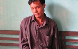Bắt hai cha con vận chuyển 20 bánh heroin