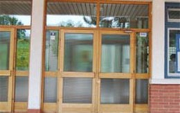 Học sinh 13 tuổi âm mưu ám sát thầy cô giáo