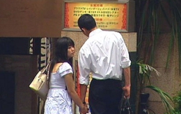 Tuần lễ "về sớm với vợ"