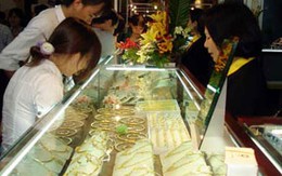 Giá vàng đột ngột quay đầu đi lên