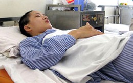 Đọc tin nhắn, nổi cơn ghen, hành hung, cạo đầu vợ
