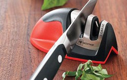 Bộ dao và máy mài dao đặc biệt cho phòng bếp
