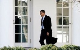 Obama vẽ đường cho ông già Noel "đột nhập" Nhà Trắng