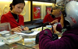 Cuối tuần giá vàng vọt lên 27,20 triệu đồng