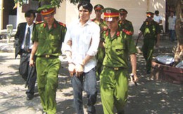 Hiếp dâm trẻ em, "bóc 13 cuốn lịch"