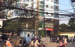 Bảo vệ cao ốc hiếp dâm chủ hộ