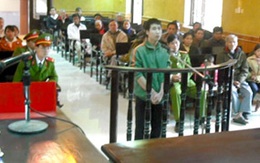 16 năm tù cho kẻ giết "người tình" hơn 19 tuổi