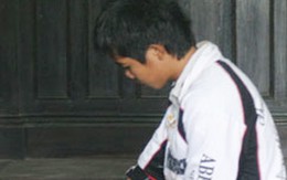 Mê phim sex, 14 tuổi đã "mọc râu xanh"