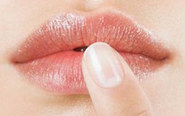 Tự làm son bóng tại nhà