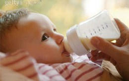 Mẹo chọn bình sữa cho trẻ an toàn và hợp vệ sinh