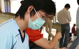 WHO vẫn khuyến khích tiêm phòng