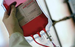 80 người Trung Quốc bị truyền nhầm máu nhiễm HIV