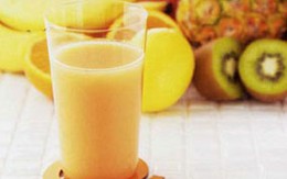 Đồ uống Tết: Nước ép cam dứa
