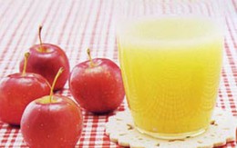Đồ uống Tết: Nước táo ép