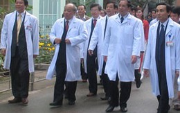 Phát triển y tế, chăm sóc sức khỏe nhân dân là nhiệm vụ quan trọng hàng đầu
