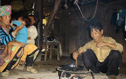 Vũ khí phá bàn đèn ở Bản Mù