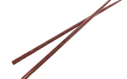 Bẻ đũa, dọa đâm, đòi cưỡng dâm thiếu nữ