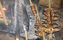 Hương vị quê nhà: Cá suối nướng người Thái