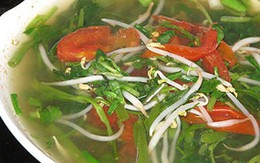 Thực đơn bữa tối: Canh rau muống nấu chua me