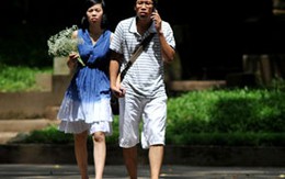 Tiết kiệm tiền bằng cách mặc váy áo đi thuê