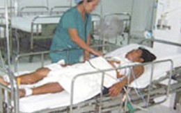 Ghen vì cái tin nhắn, "hoạn thư" suýt giết chồng