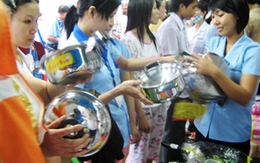 Ồ ạt khuyến mại dịp Lễ 30/4 - 1/5