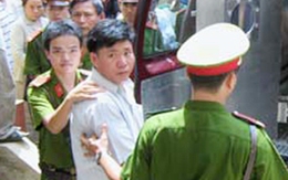Thiếu nợ 10 chai bia, tiêu tan một đời người