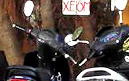 Hành trình của chiếc xe máy sau khi "xe ôm" bị giết