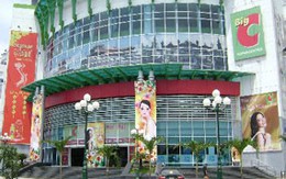Một nhân viên siêu thị bị thang máy kẹt chết