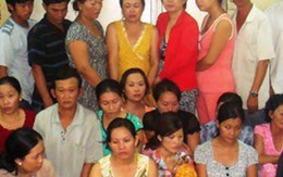 Sòng bạc các quý bà giữa đồng hoang