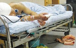 Cụ bà 60 tuổi đánh vỡ đầu tên trộm 30 tuổi