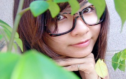 Đẹp hơn với kính cận
